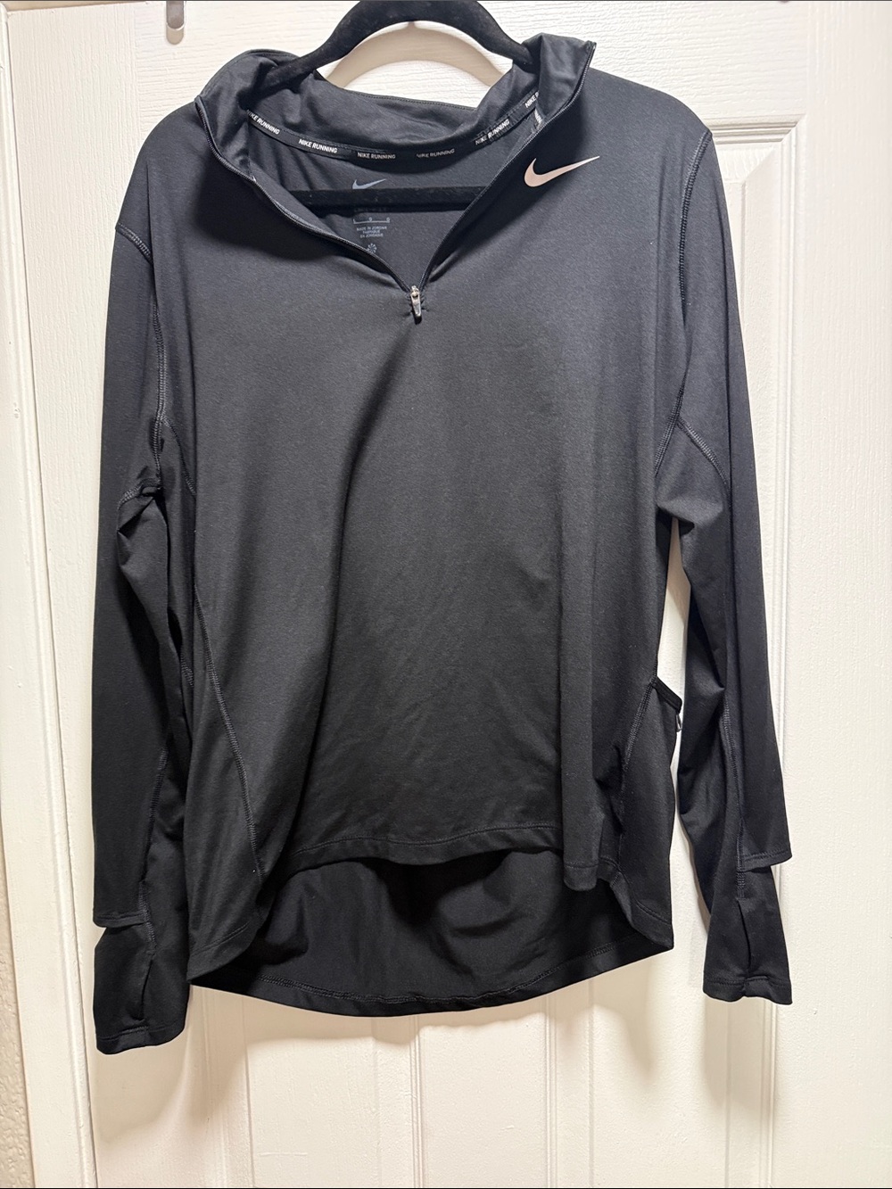 🔥Nike Black Pullover Half-Zip Hoodie with White Swoosh